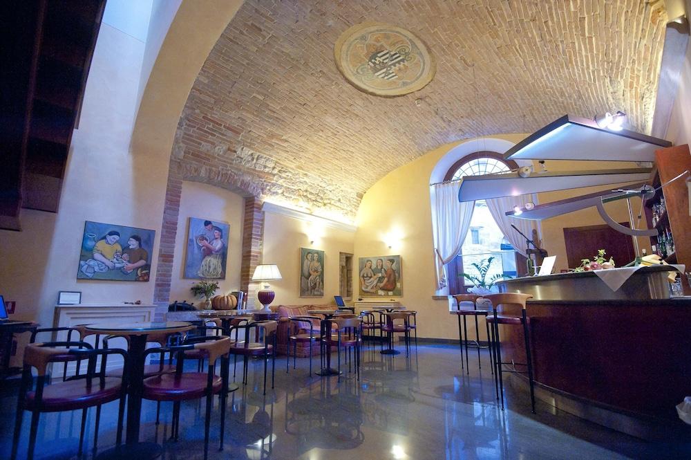 Hotel Fonte Cesia Тоди Экстерьер фото